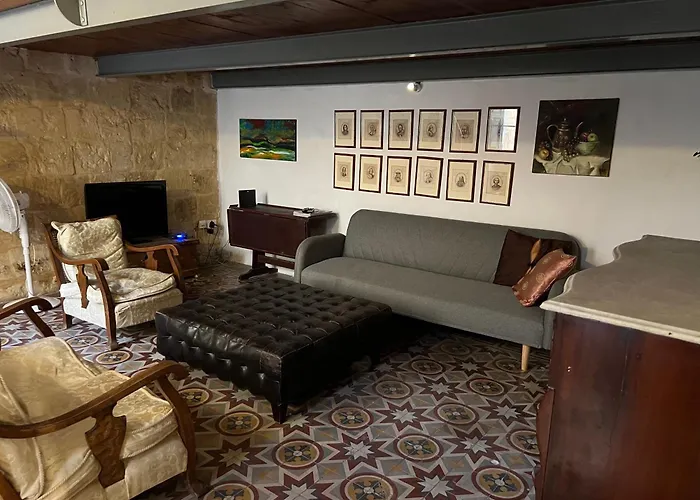 Valletta Period Townhouse